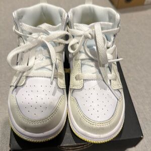 Jordan 1 Mid yellow and white toddler sneakers size 9. Used.